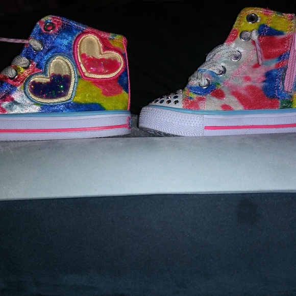 Twinkle toes - Picture 3 of 3